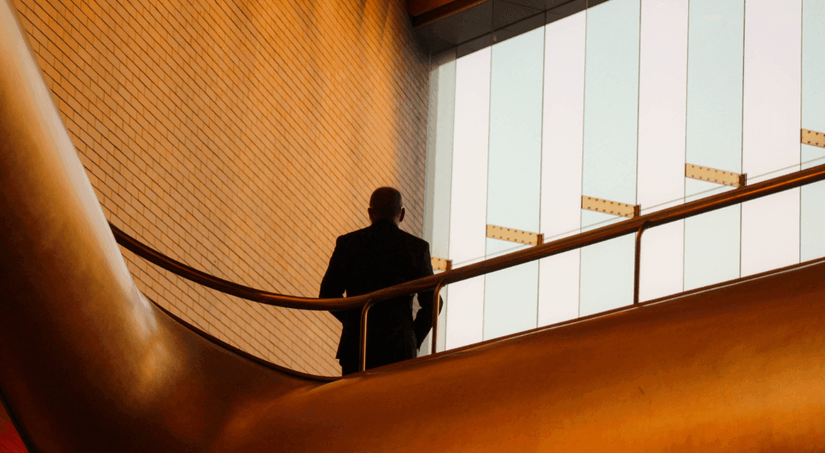 Minha empresa deveria pagar bônus mesmo sem ainda dar lucro?